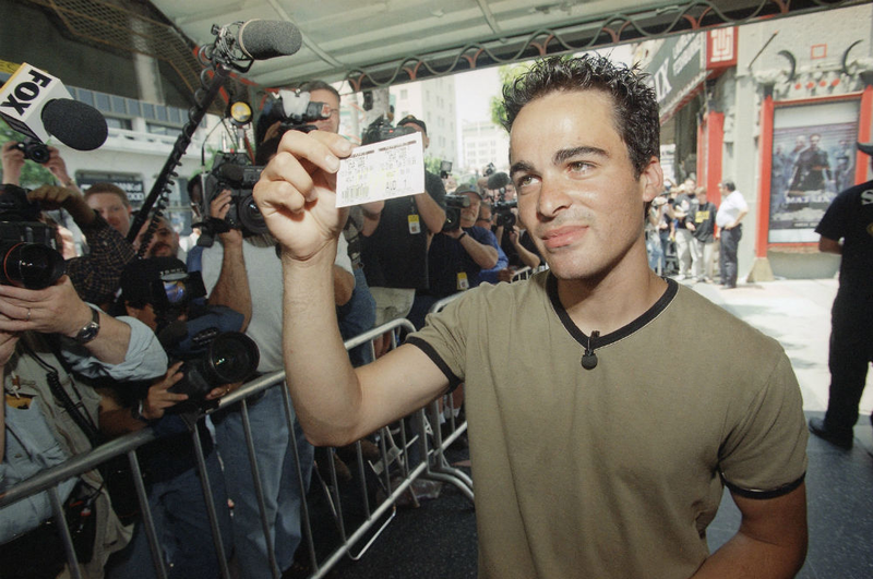 The first ticket sold for The Phantom Menace at the Chinese theater in Hollywood. The gentleman, Lincoln Gaskin, had been there for over a month. I didn’t wait as long. Image: AP/Chris Pizzello